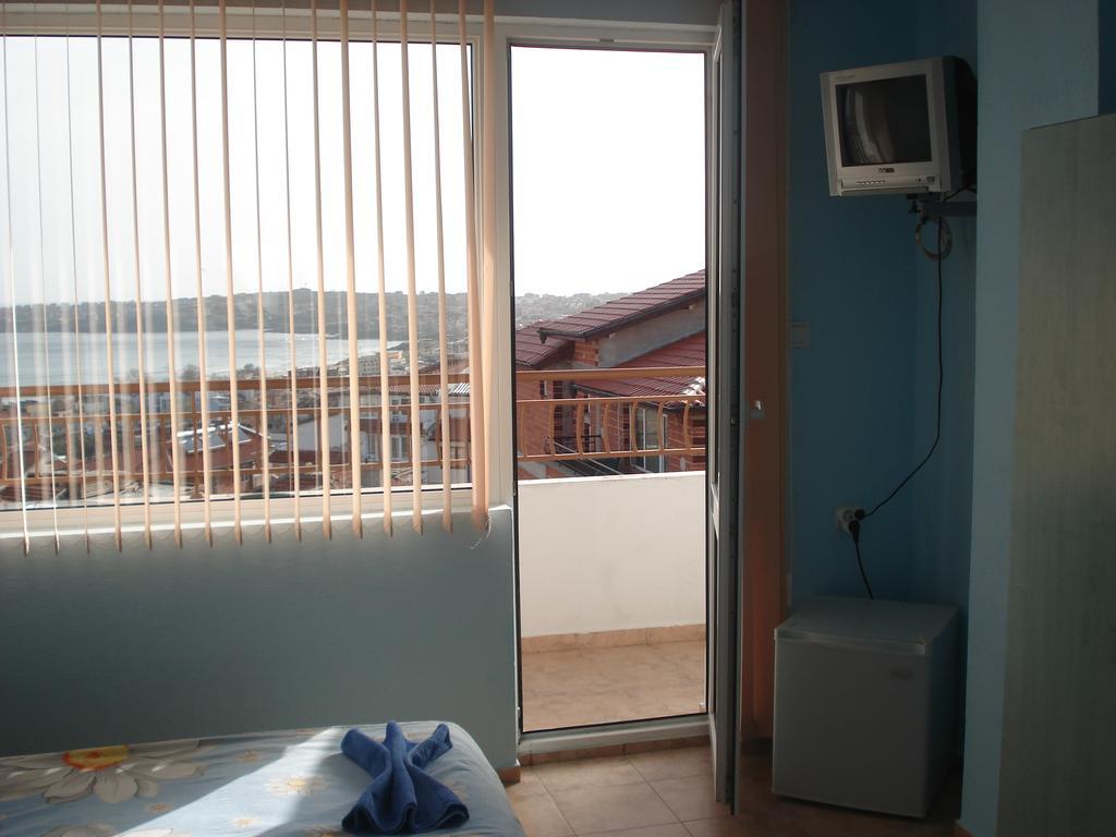 Guest House Pepina Sosopol Exterior foto